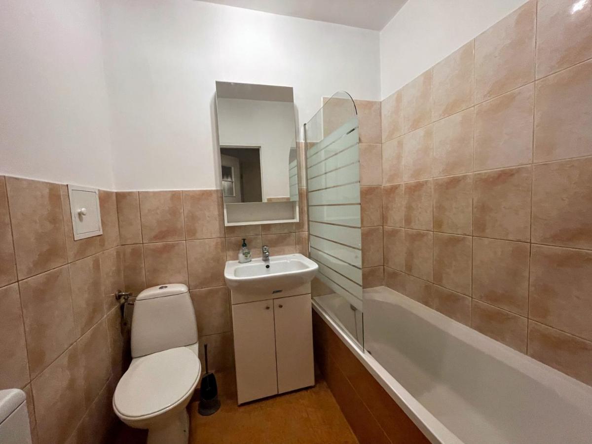 Apartament Bea Mar กดิเนีย ภายนอก รูปภาพ