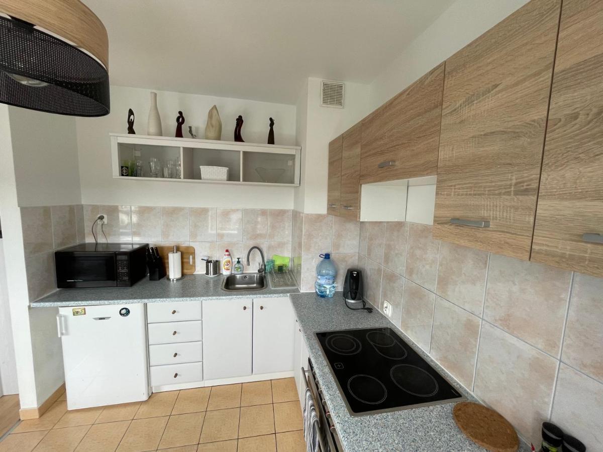 Apartament Bea Mar กดิเนีย ภายนอก รูปภาพ