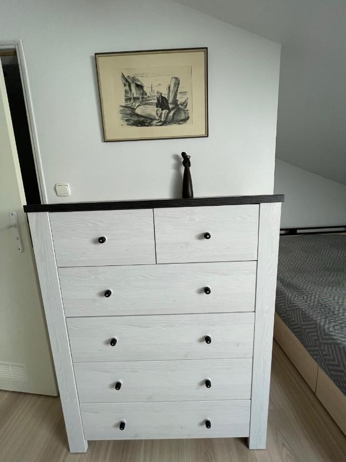 Apartament Bea Mar กดิเนีย ภายนอก รูปภาพ